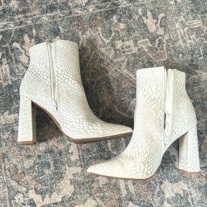 Bamboo Faux snakeskin white heeled boot